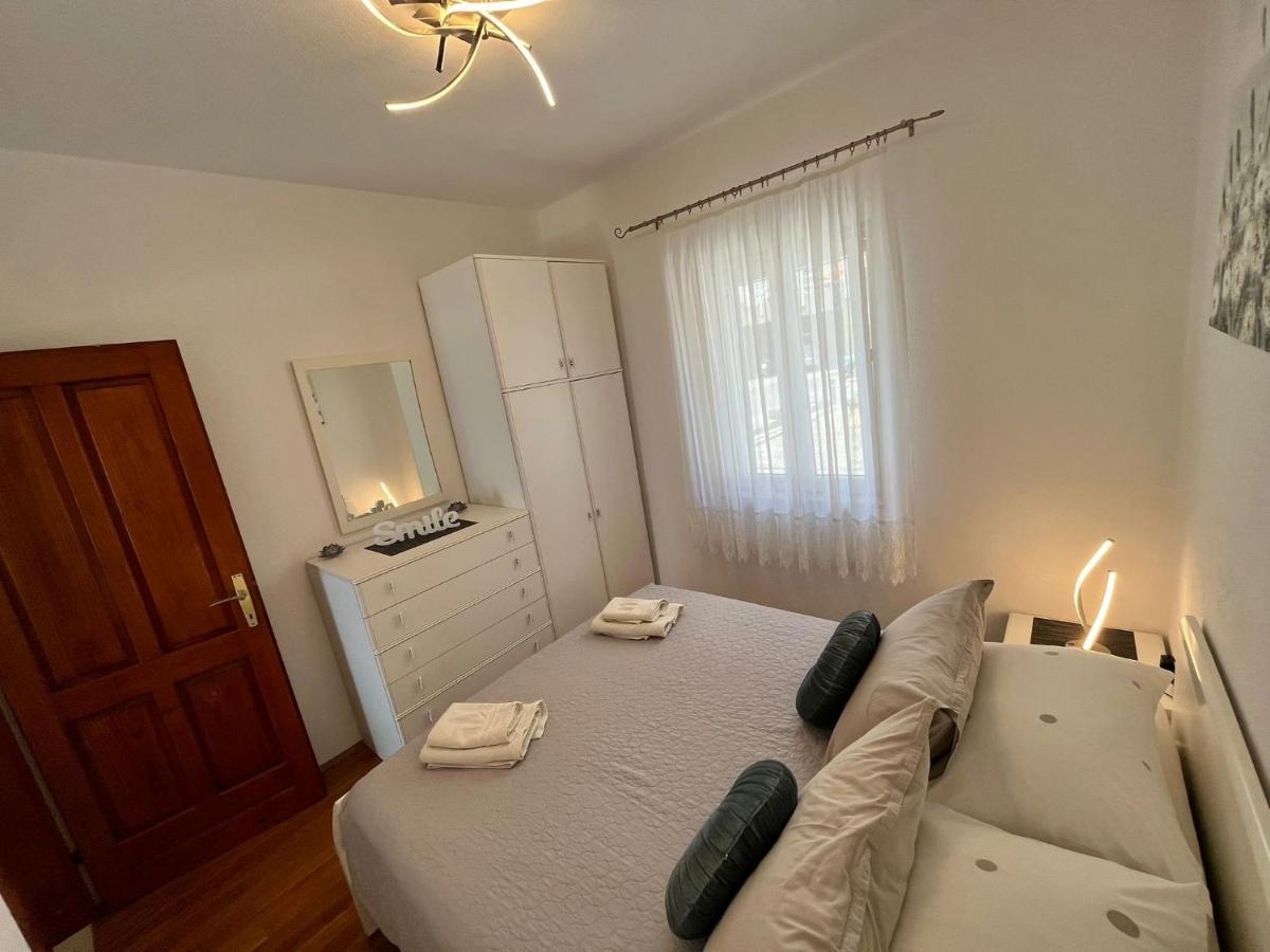 Apartment Merlin Bol Dış mekan fotoğraf