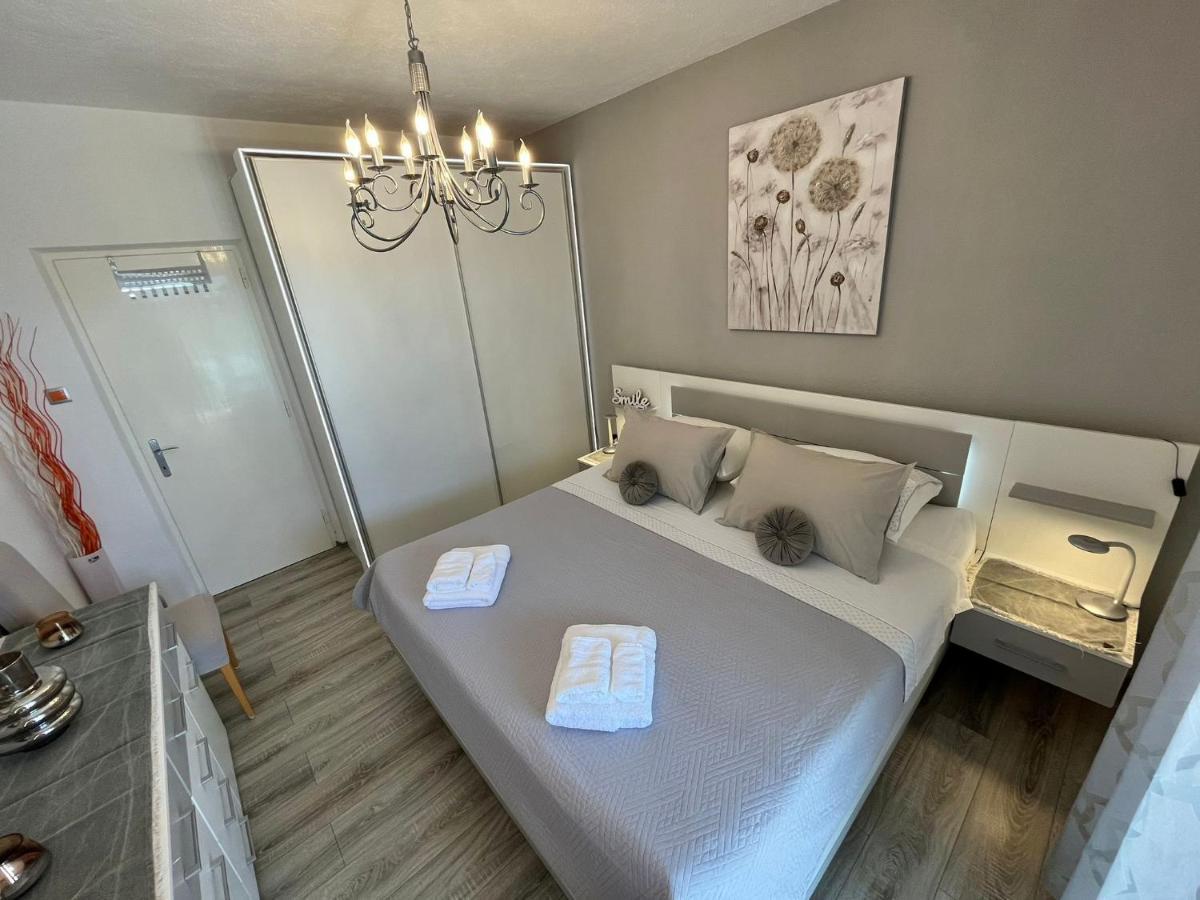 Apartment Merlin Bol Dış mekan fotoğraf