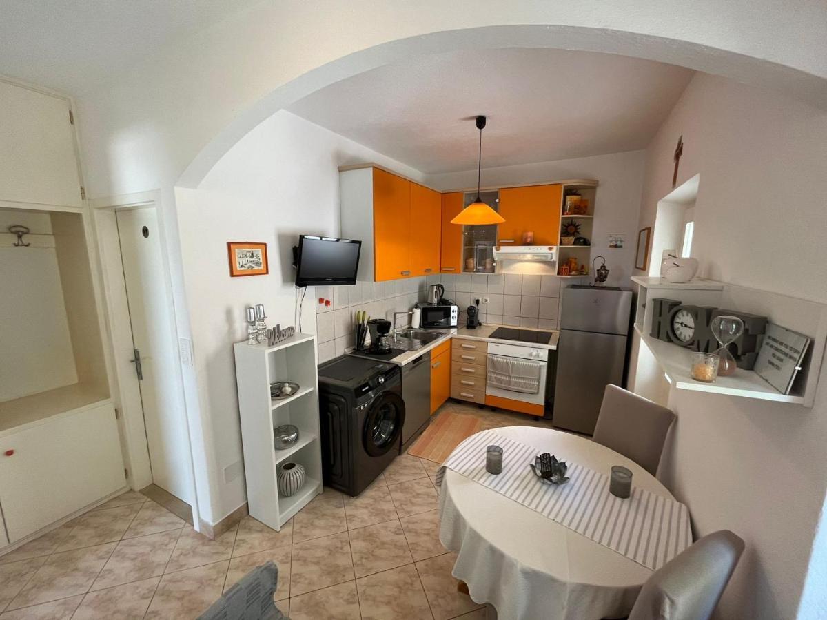 Apartment Merlin Bol Dış mekan fotoğraf