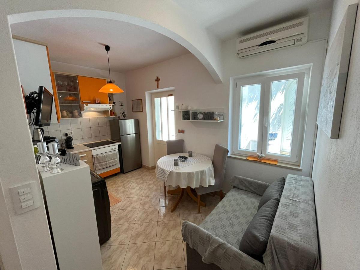 Apartment Merlin Bol Dış mekan fotoğraf